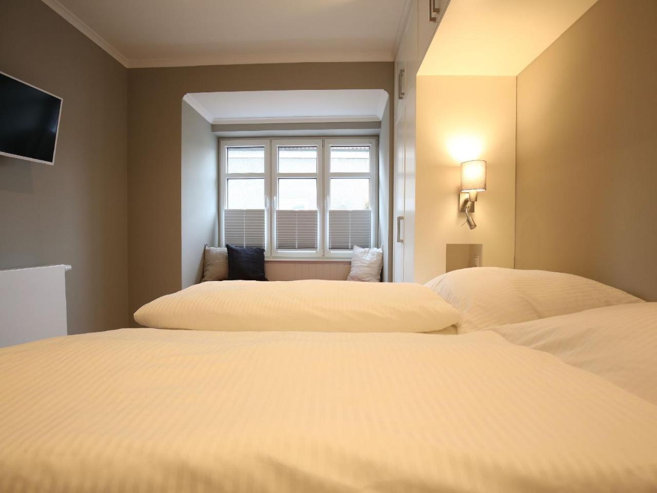 Kleine Charlotte - Traumwohnung Mit Terrasse Fuer 4 Personen Wangerooge Bagian luar foto